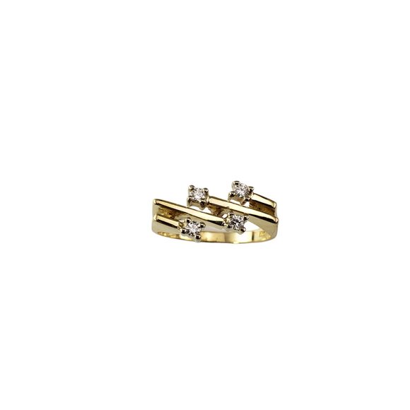 18 Karat Yellow Gold and Diamond Ring Size 7 #18111 - Picture 1 of 8